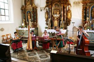 1-Musakteller Saitenmusik in Rain am Lech 2017 web